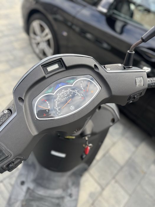 Scuter Sym 125 cm3 categoria B