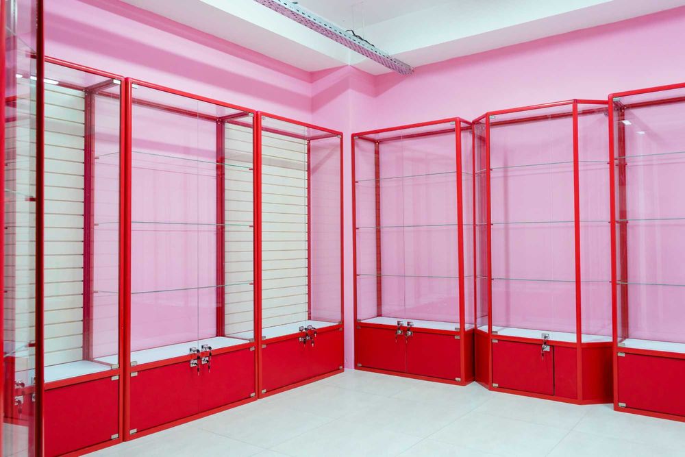 Oynaly vitrinalar, Акция, savdo uskunalari vitrinalar stellajlar