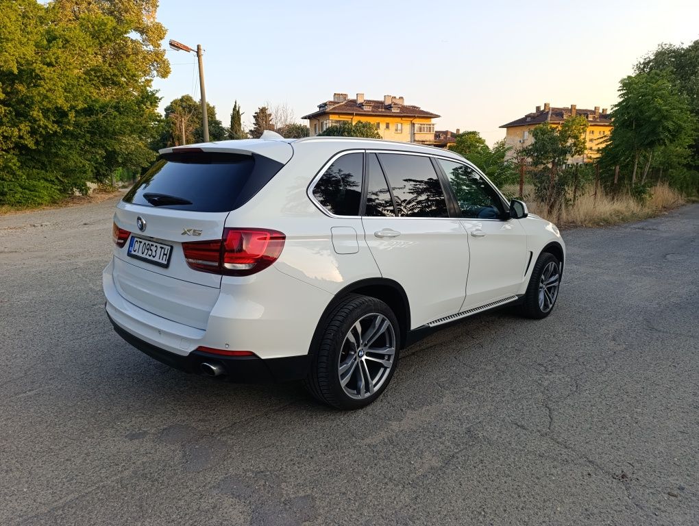 BMW X5 f15 35i Безупречно състояние!
