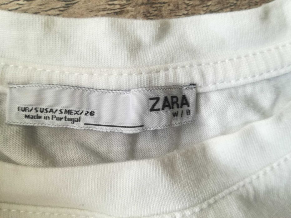 Продавам дамска тениска с интересна украшение-Португалско производство