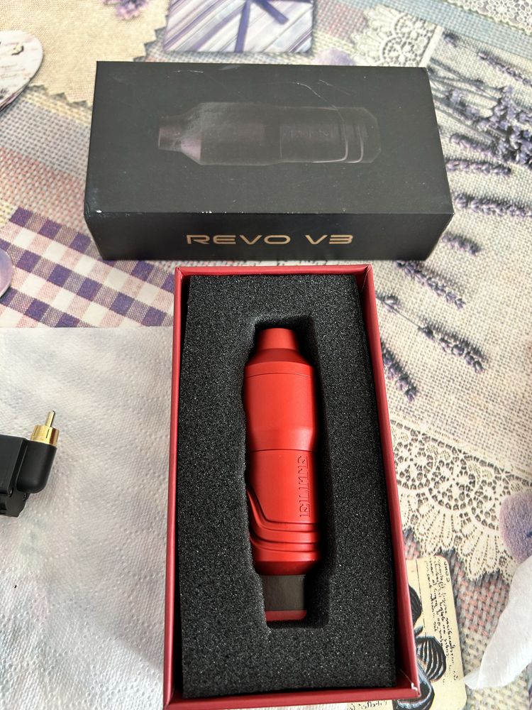 Aparat de tatuat Elite revo v3 + 2 baterii