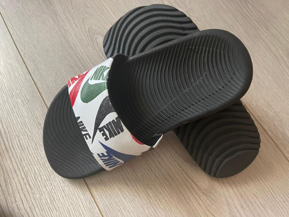 Papuci nike baieti marime 28