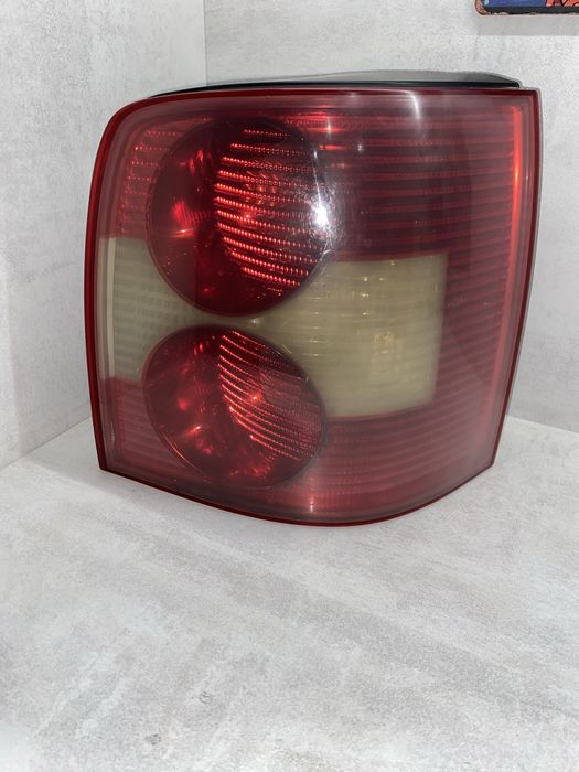 Стопове / tail lights - VW Passat b5.5