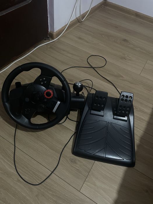 Volan gaming logitech driving force gt