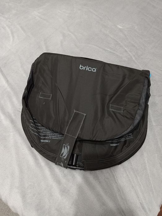 Vând pătuț pliabil portabil