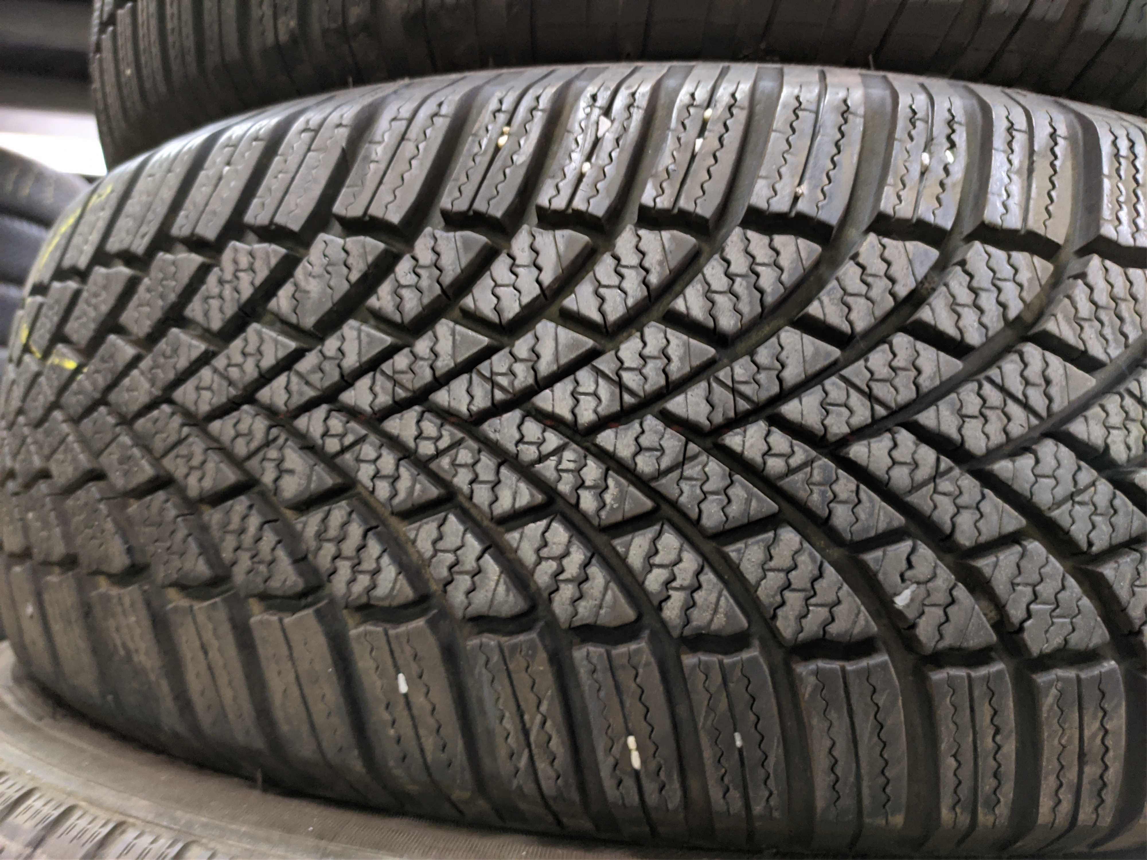 2бр Зимни гуми 205 60 16 - Bridgestone - DOT 2023