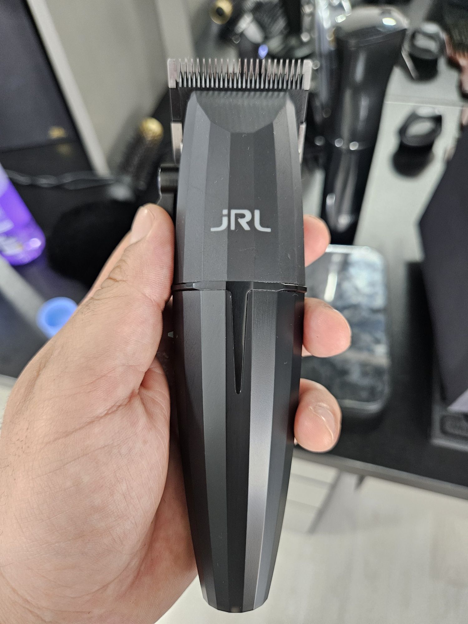 Професионална машинка JRL Onyx