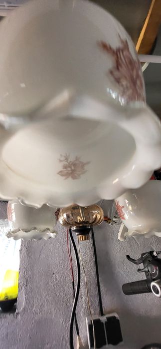 Lustra veche pictata manual