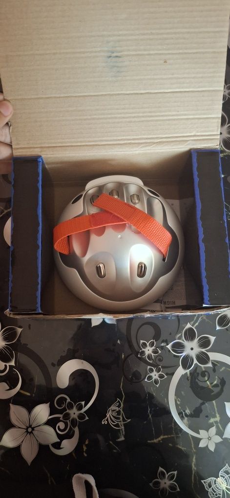 Играчка детектор на лъжата. !!!САМО ЛИЧНО ПРЕДАВАНЕ!!!