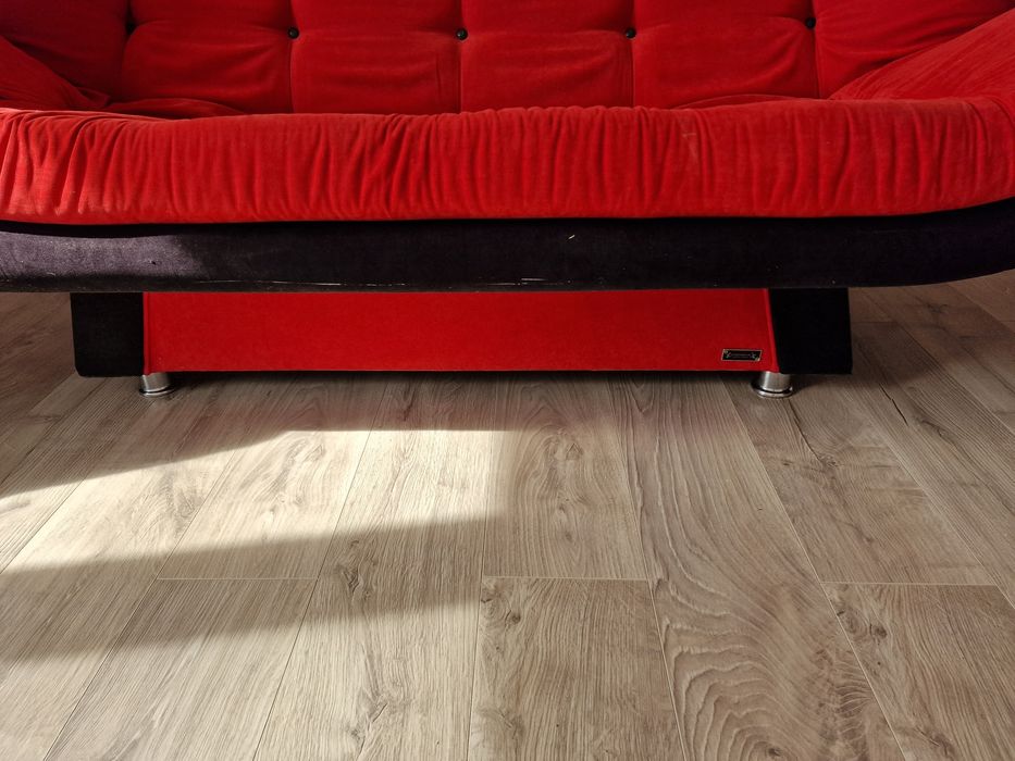 Set canapea si fotolii rosu / negru