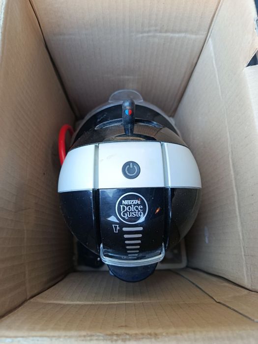 Кофемашинка для кофе капсульная