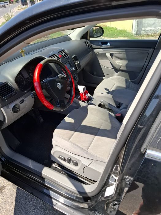 Vând VW Jetta 2.0 diesel 2006