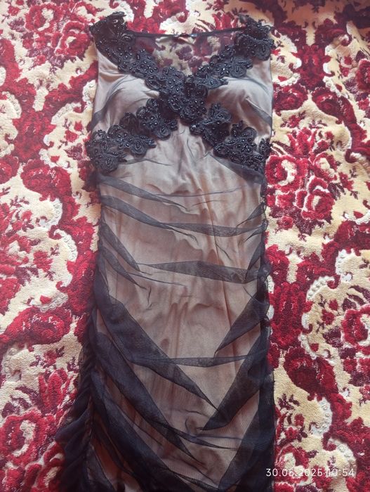 vând rochie de seara