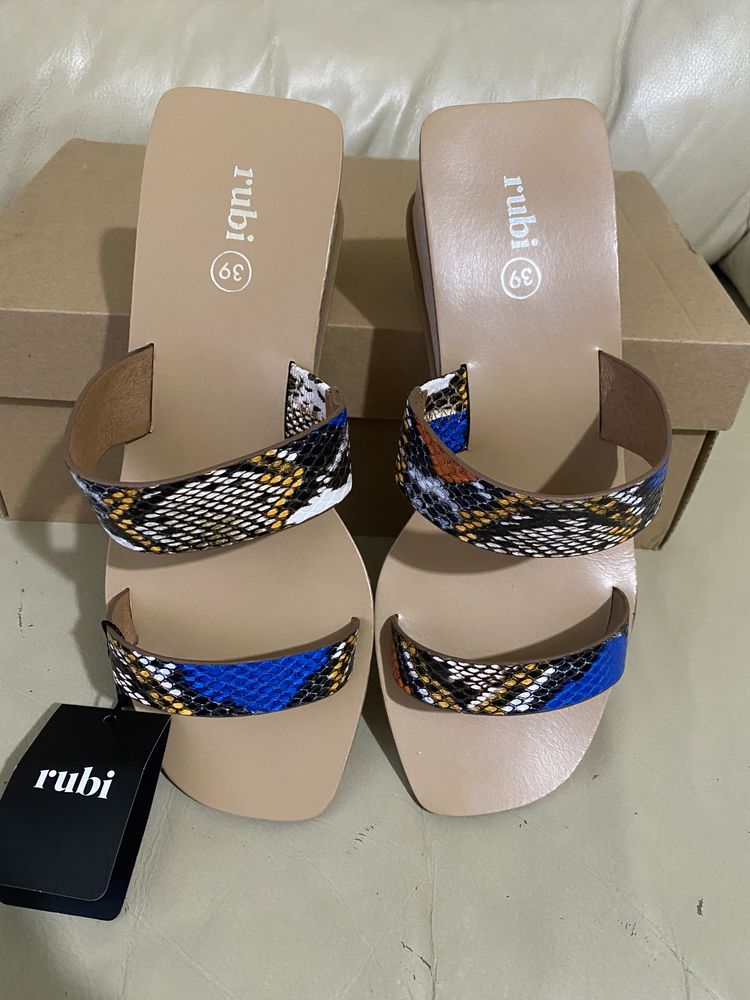 Rubi - дамски дизайнерски чехли