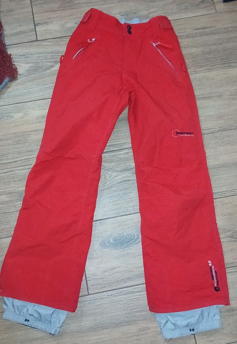 Pantaloni de schi/zapada 152