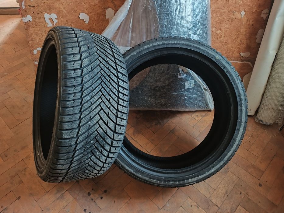 Anvelope Allseason Minerva Master 255/35 R20 97Y