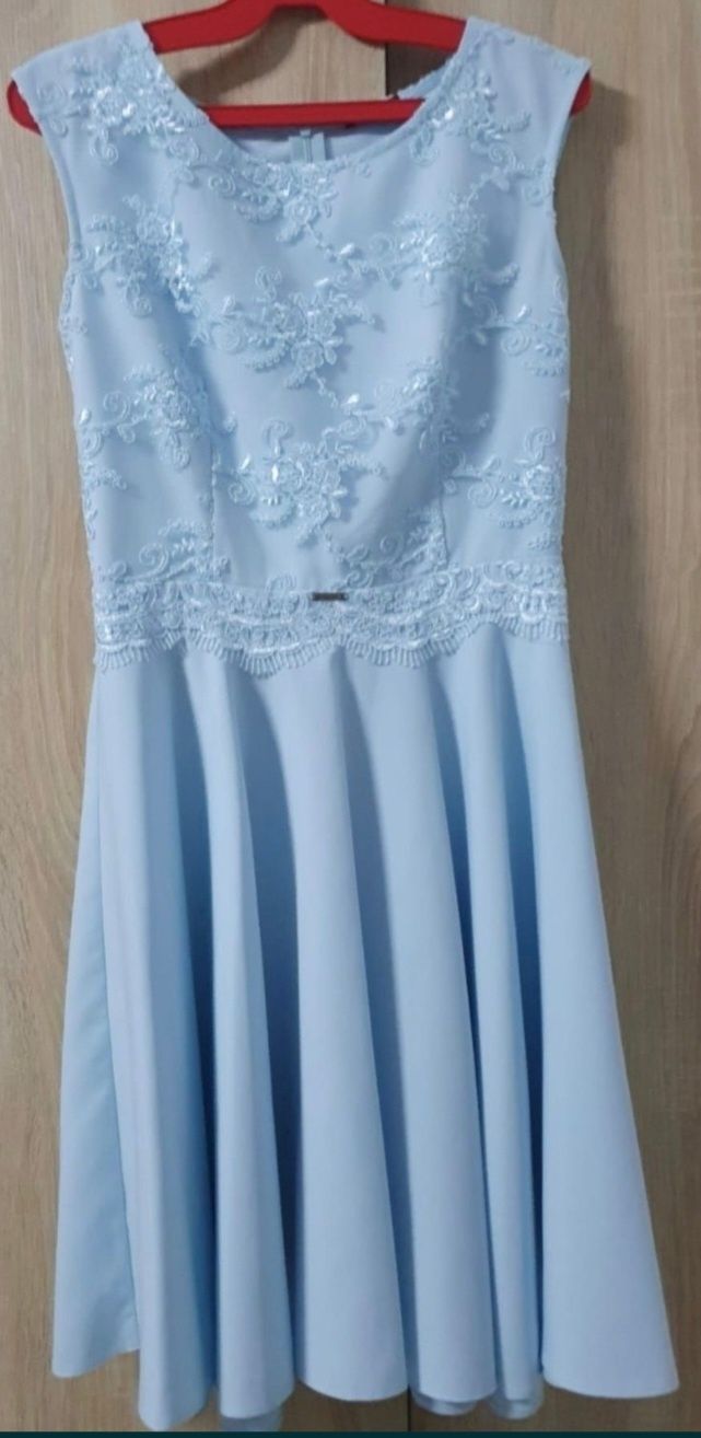 Rochie elegantă albastru deschis