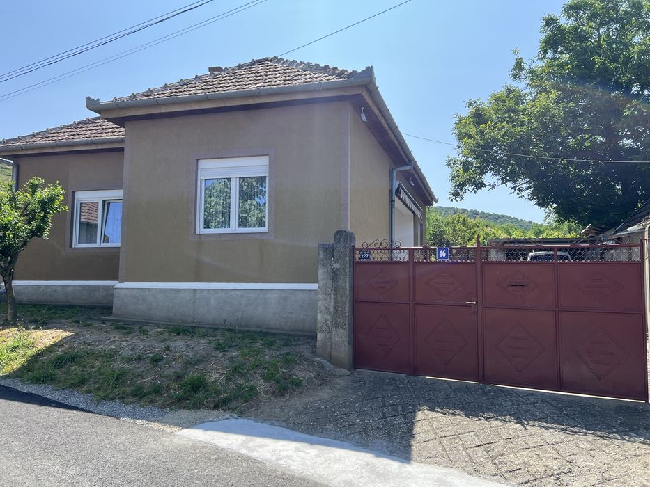 Casa de vanzare Siria,judetul Arad