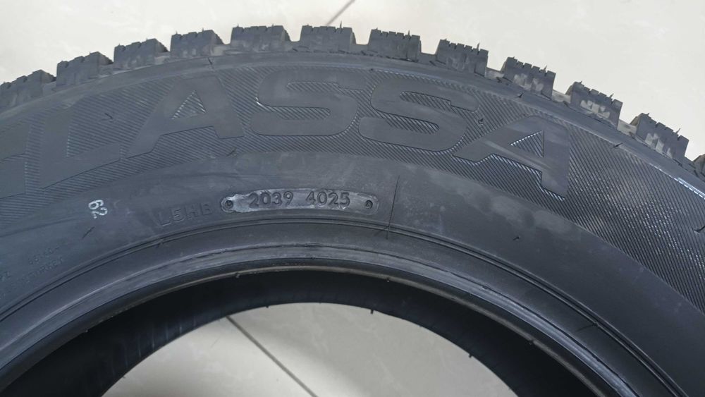 215/65 r16 98T Lassa Iceways2 на KIA Sonet (зимние)