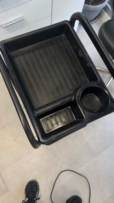 Фризьорска количка