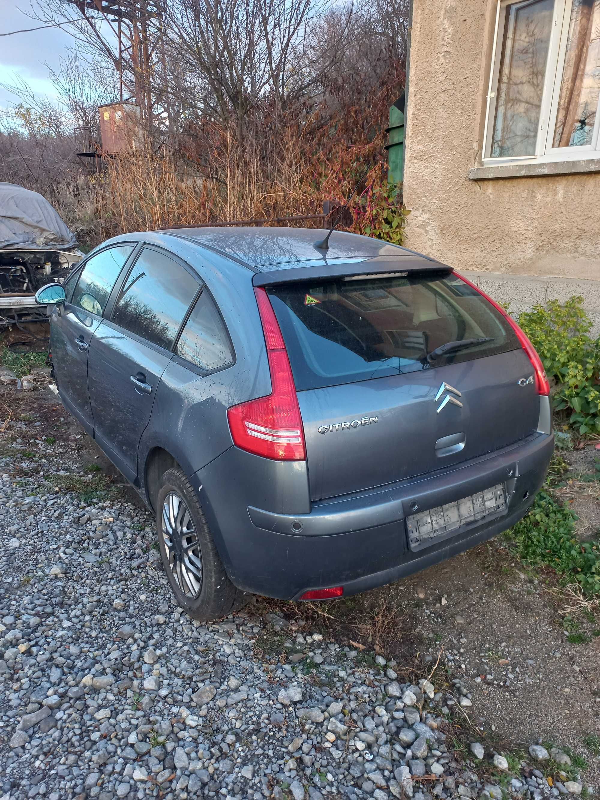 Citroen C4 1.6-на части