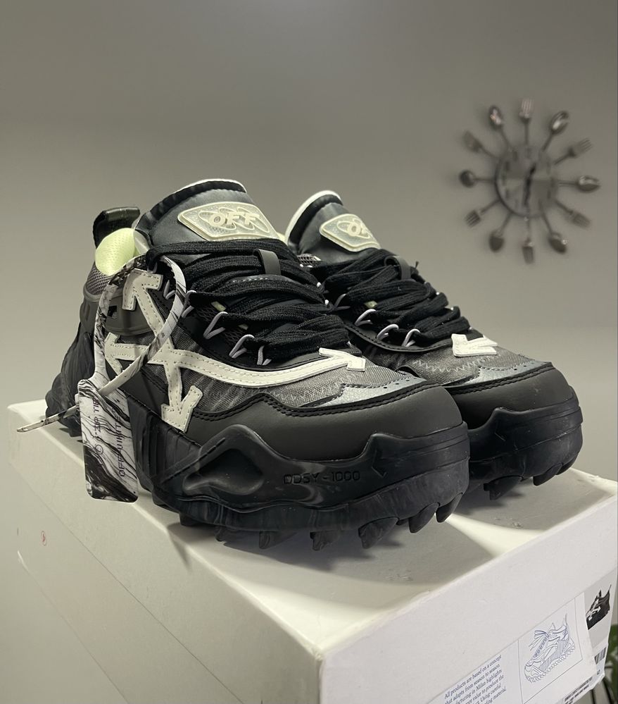 OFF-White Odsy 1000 Black