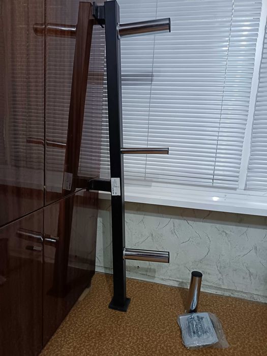 Продавам стойка за тежести ф30 +ф50