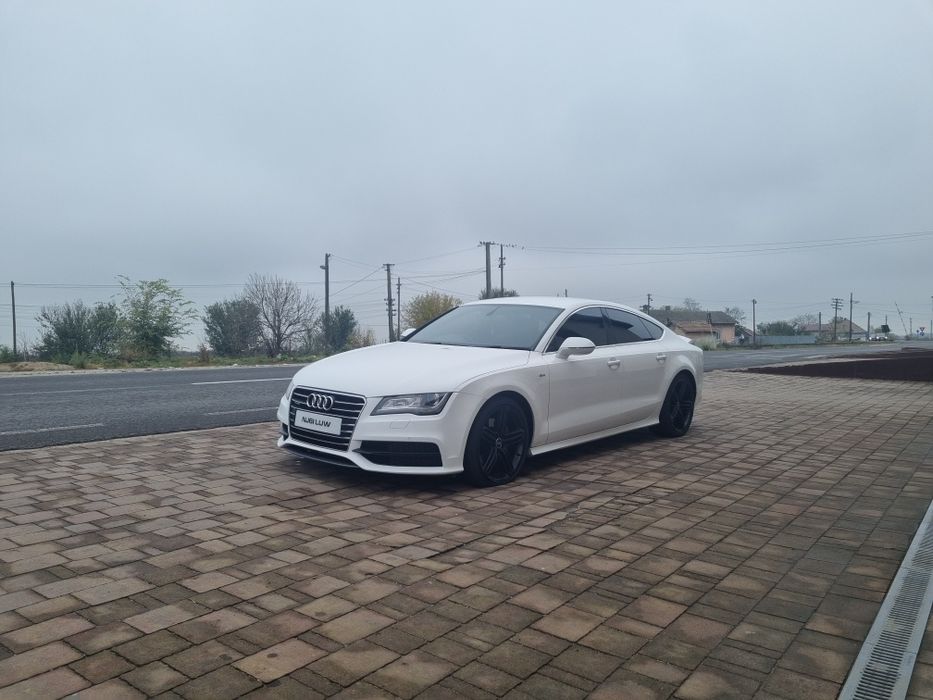 Dezmembrez audi a7 sline 3.0 245 cai