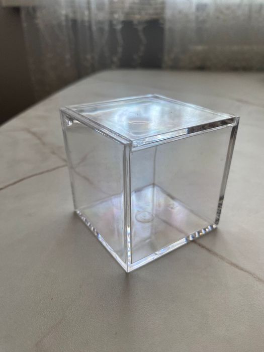 Прозрачные бонбоньерки