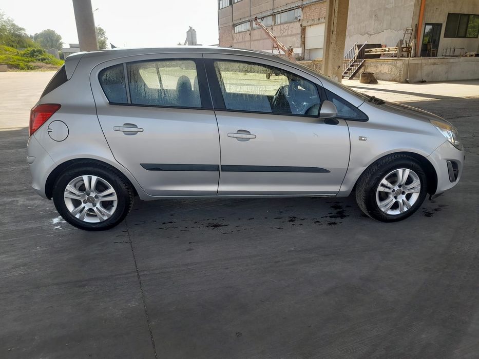 Vând Opel Corsa D