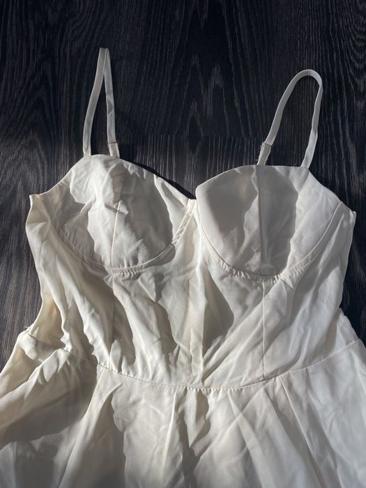 Rochie tip printesa cu tull