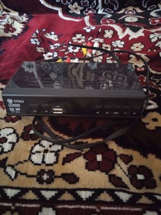 Продам рабочий тюнер 26 каналов