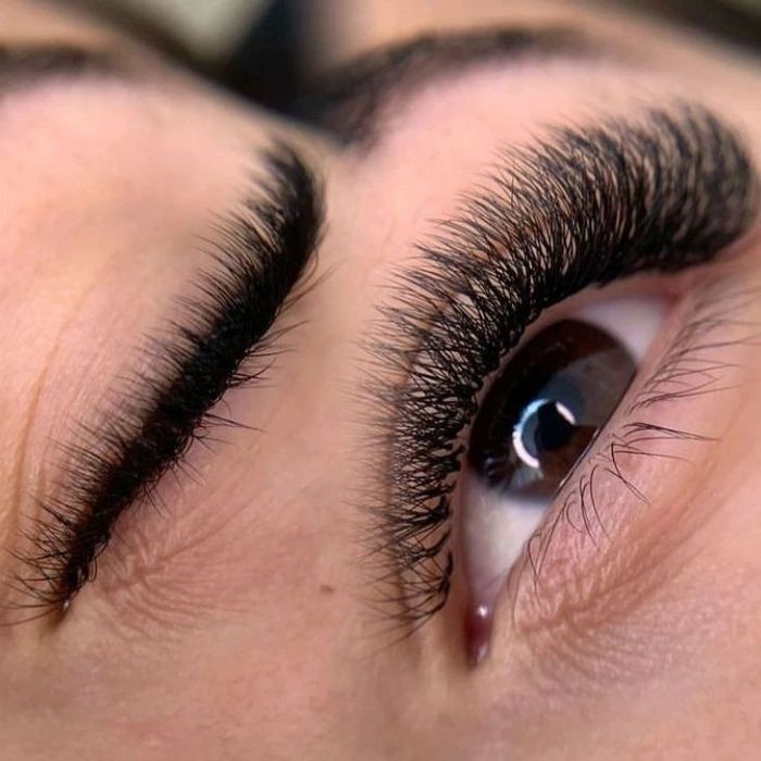 Акция ! Наращивание ресниц все объёмы 8000 тг. Есть каспи ред.