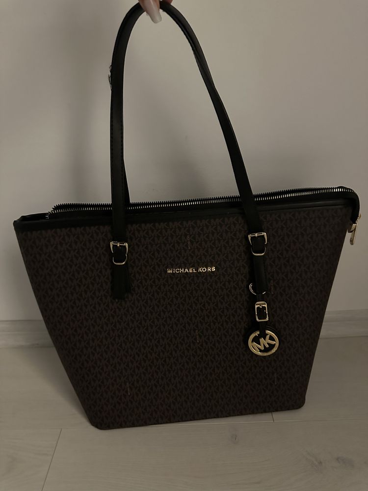 geanta michael kors