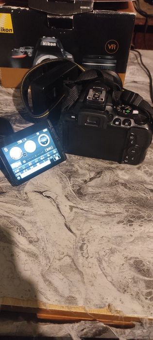 Фотоапарат Nikon D5600 + 18-55mm