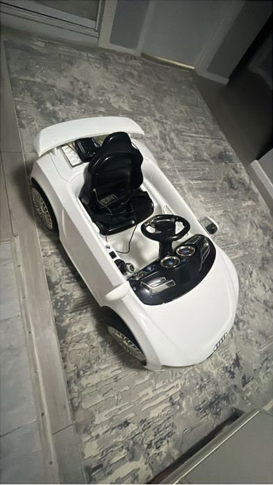 Машина детская