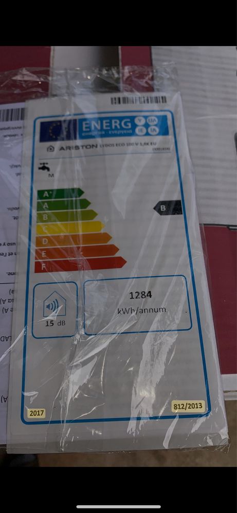 Vand sau schimb Boiler electric digatal nou Aristion 100