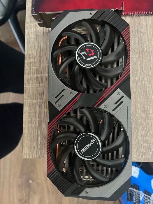 Видео карта AMD Radeon RX 5600XT