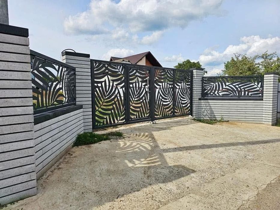 Porți din tabla decupata