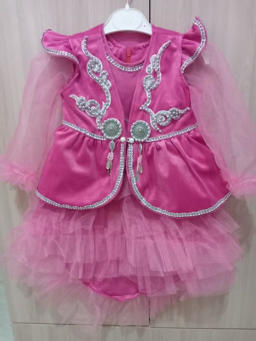 Прокатқа қыз балаға арналған киім