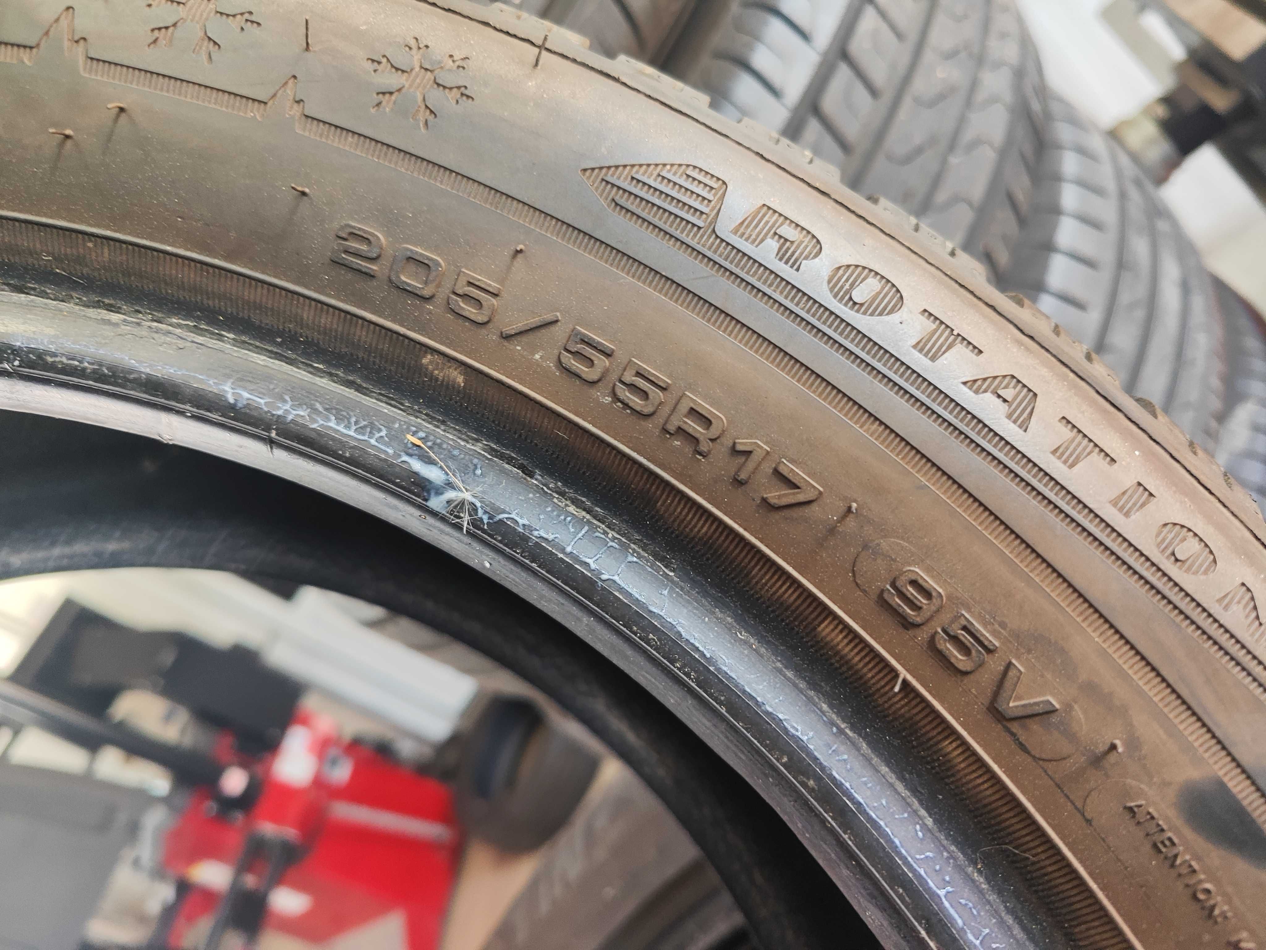 4бр.зимни гуми 205/55/17 Dunlop