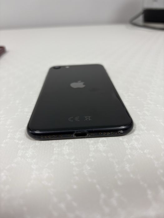 Iphone SE 2020, торг