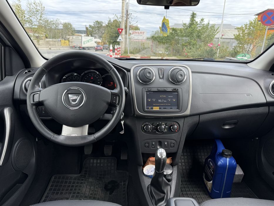 Dacia 2014 - BREAK - tva deductibil - pilot / piele / navi / parktroni