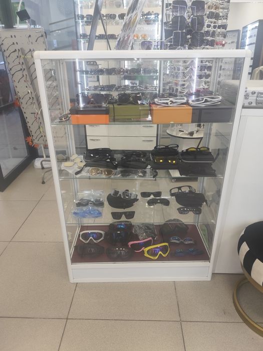 Продам стилаж  Стол ресепшн