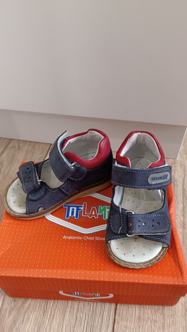 Детские сандалии Tiflani 19 размера