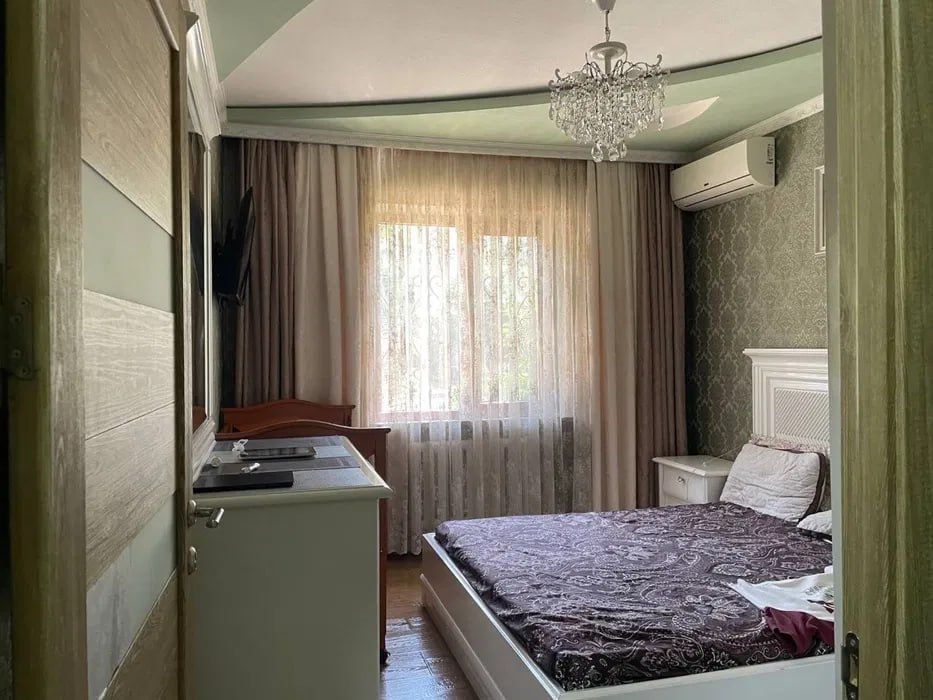 Продается 3/1/5 на Карасу Мирзо-Улугбекский район