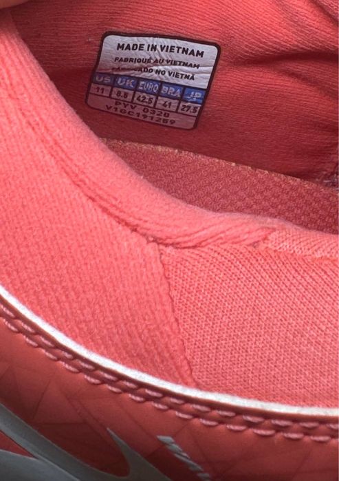 Волейбольные кроссовки Mizuno Wave, размер 42