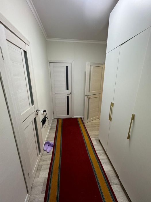 Парень студент на подселение