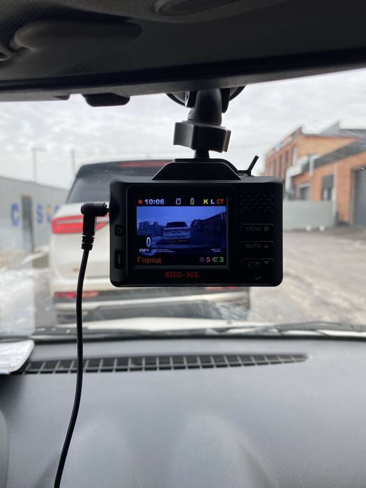 Видеорегистратор автомобильный в отличном состоянии