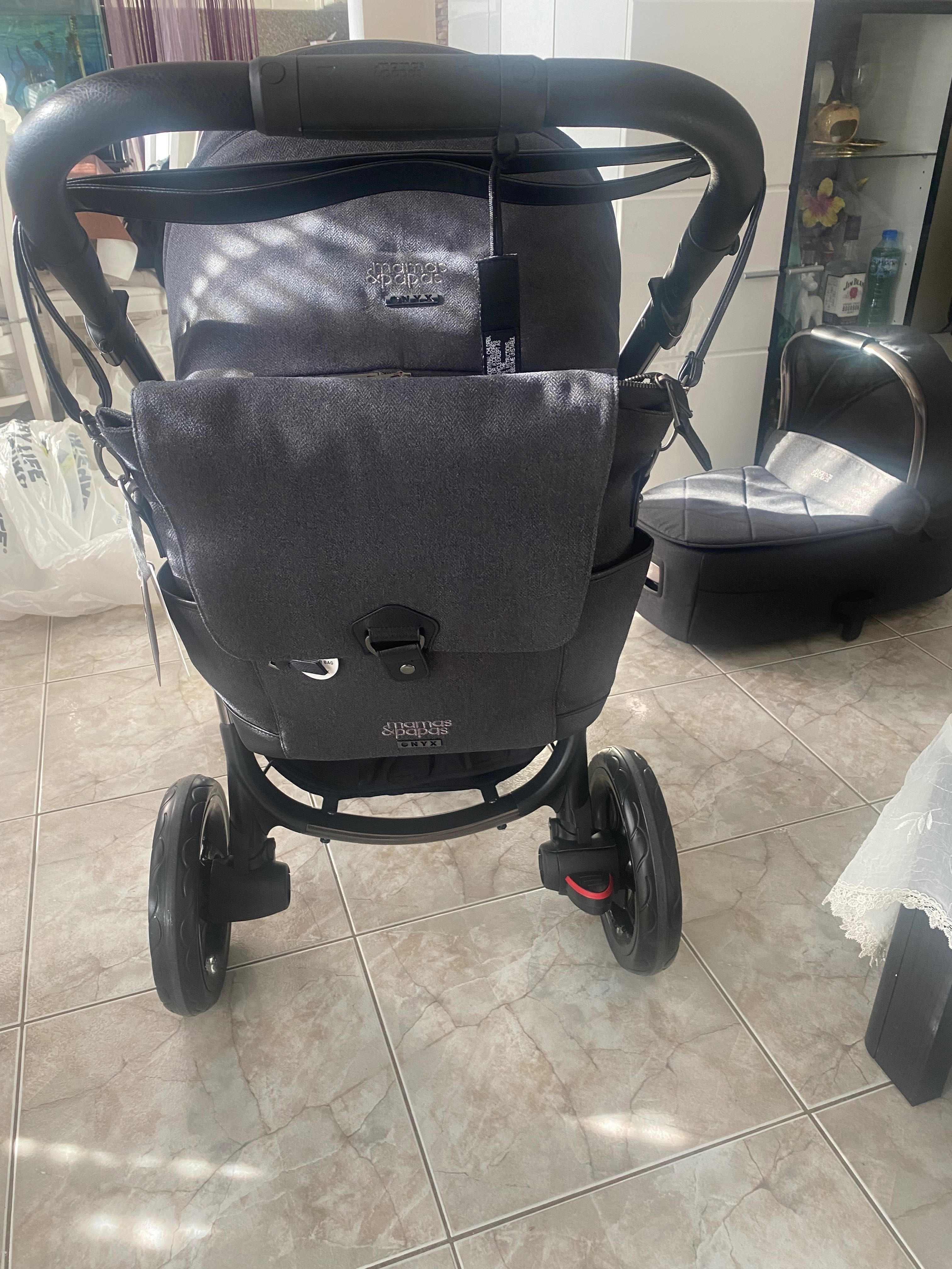 Бебешка количка Mamas & Papas Onyx